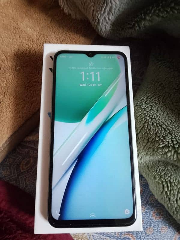 vivo y18 12ram  128gb 2