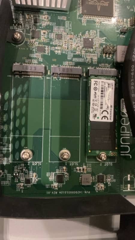 Juniper NFX250-S1 NFX 2 Gbps 10x 1GB RJ-45 2x 1GB SFP 2x 10GB Firewall 4