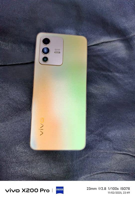 vivo v23 12/256 3