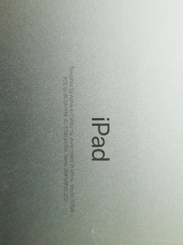 ipad pro 2017 10.5" panel Damage urgent Sale 4