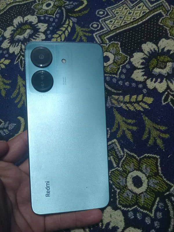 Redmi 13 C new hai bilkul bas box ghum. gaya hai 5months use kea hai 0