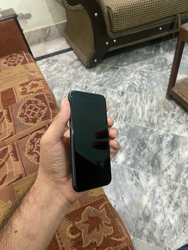 IPhone 11 Pro 256gb dual Pta approved 3