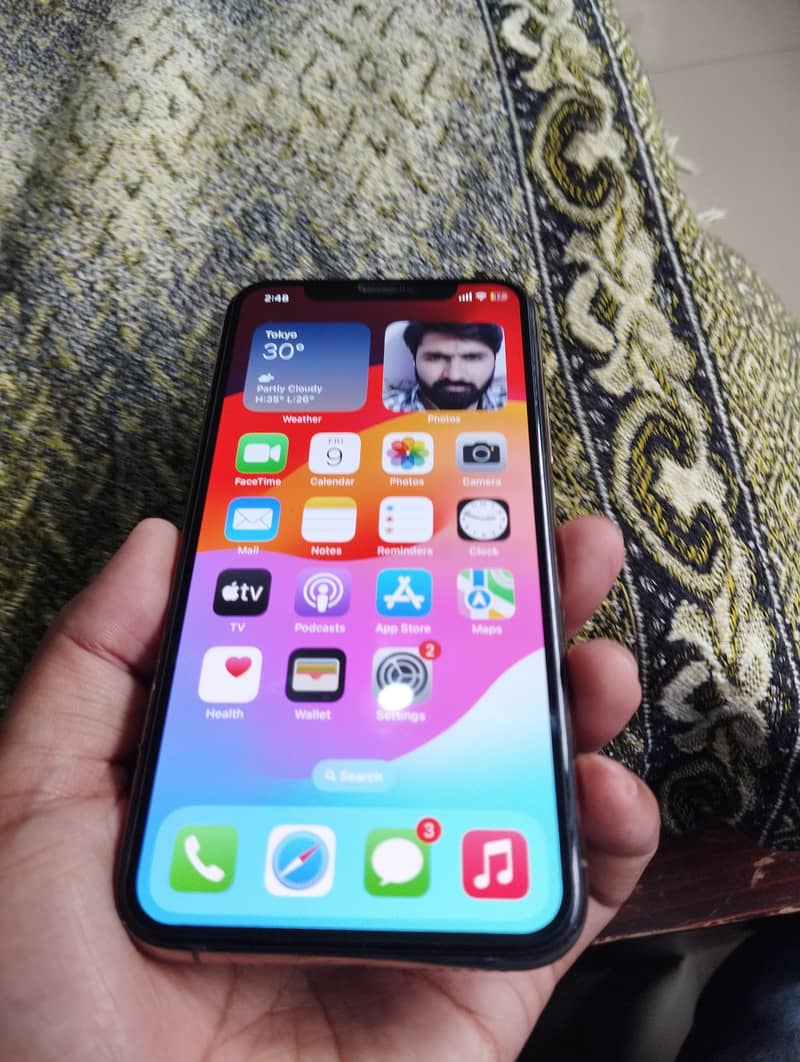 Apple iPhone 11 Pro 8