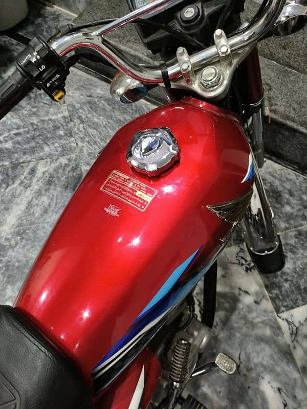 Honda CG125 2024 5