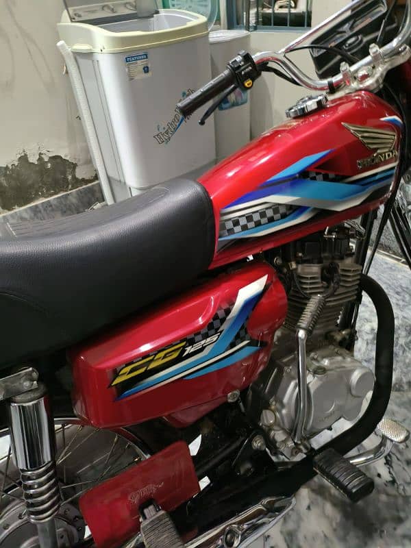 Honda CG125 2024 7