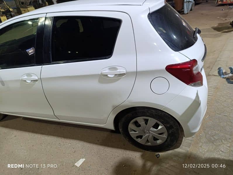 Toyota Vitz 2015 14