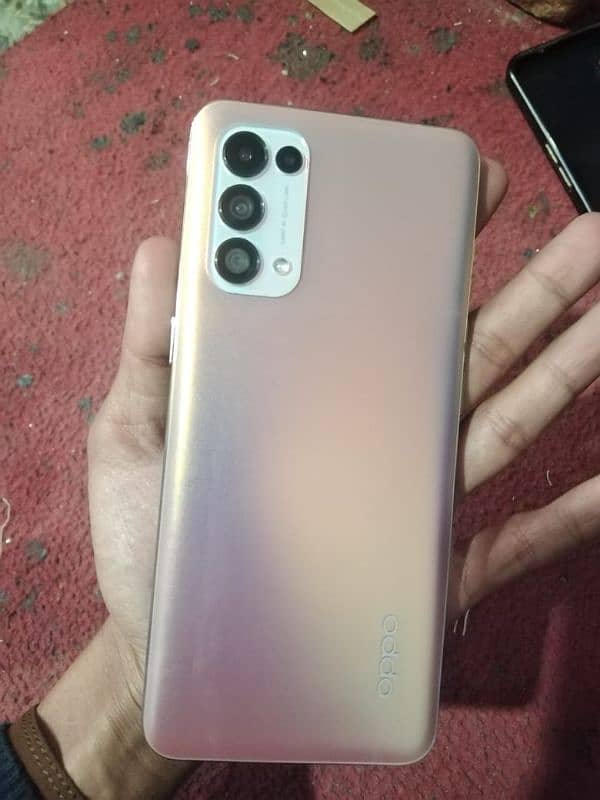 OPPO reno5 4