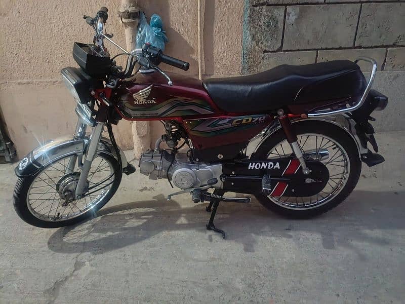 Honda CD 70 2023 7