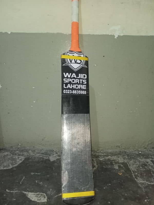 Lasantha wood bat sri lankan shape 2