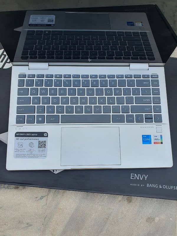 Hp ENVY X360 Laptop  intel Core i5 - 13 Generation. Only box open. 9