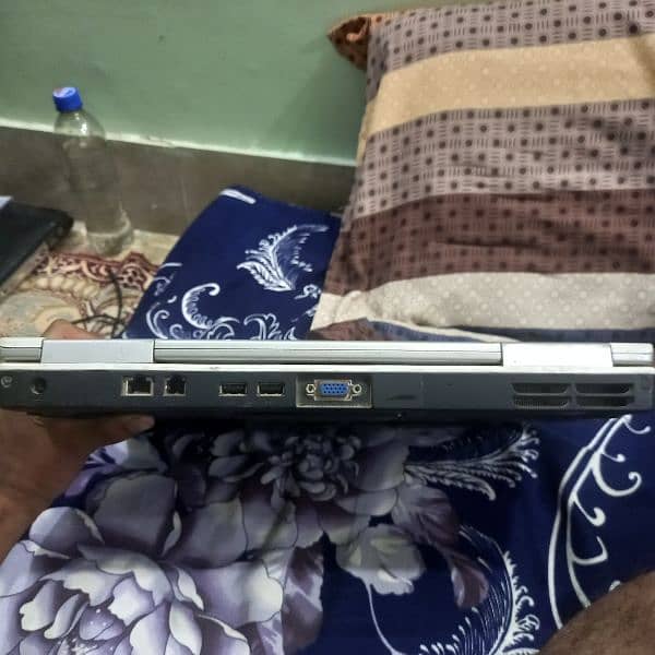 Laptop for sale 9000 9