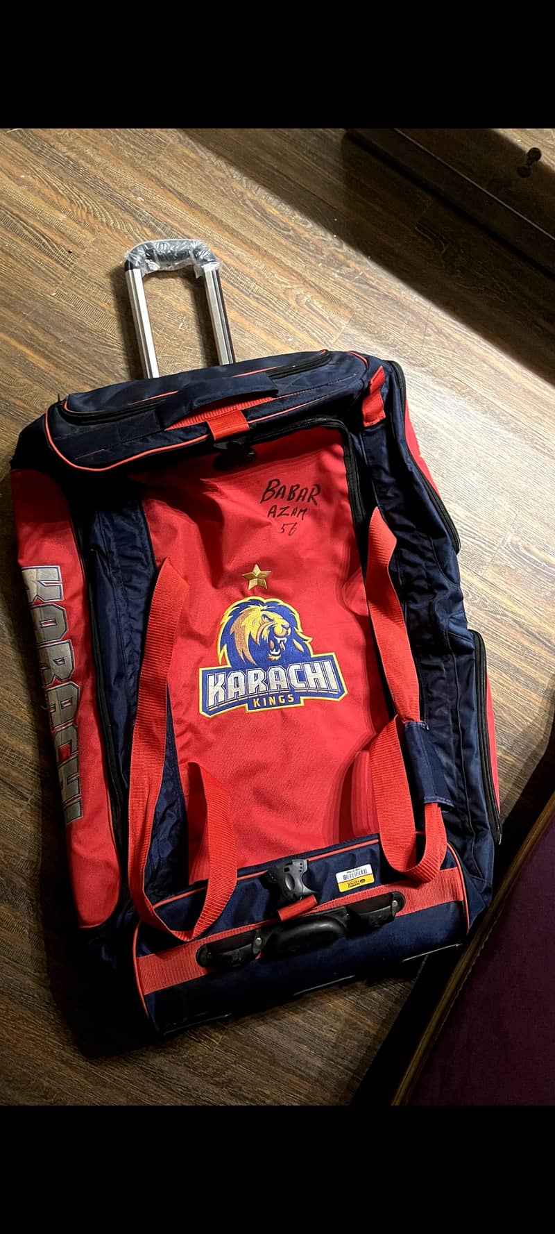 Karachi kings bag Babar azam 8