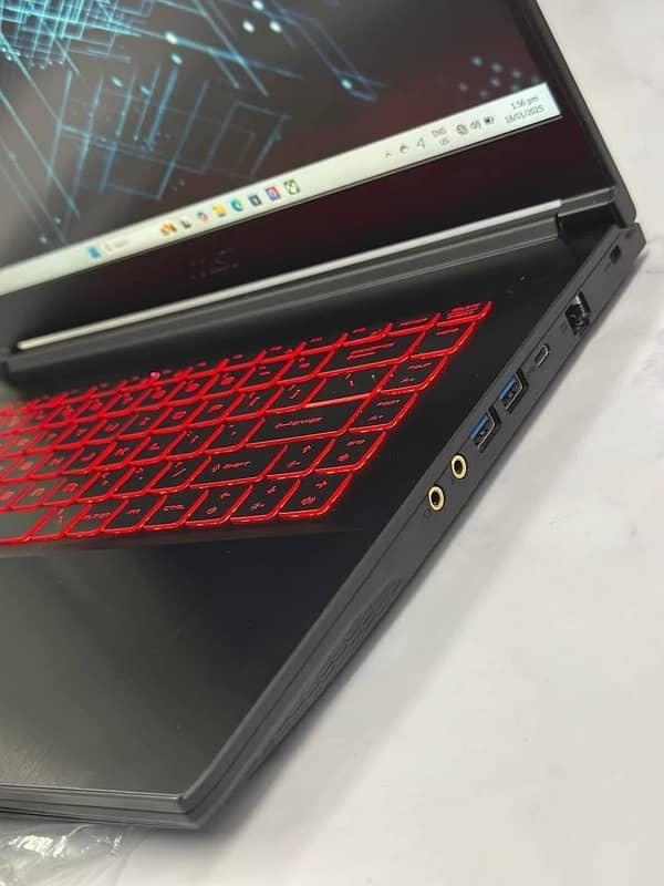 MSI GAMING LAPTOP (CORE I7 11th GEN) 16/1000gb NVME (GTX 1650 Graphic) 3