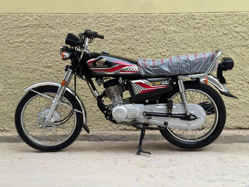 Honda 125 2024 Model Islamabad 2 Digit Golden Number 0