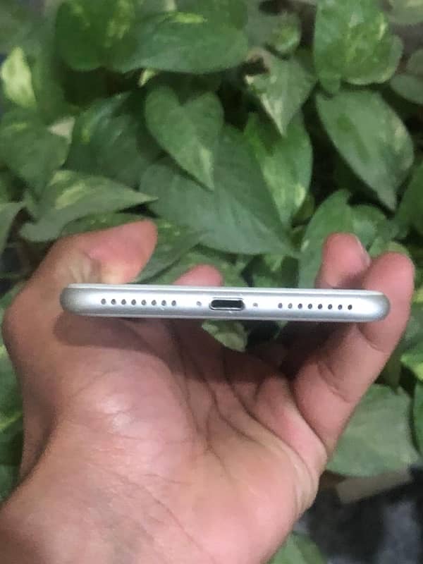 iPhone 7plus pta approved 6