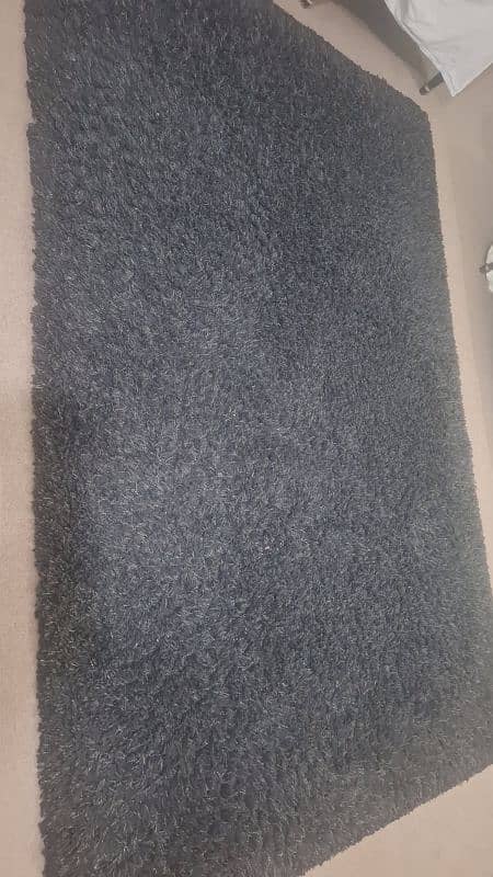 rug for sale in good condition 0