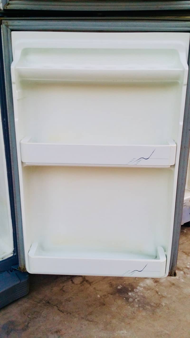 DAWLANCE Fridge, Just Like A Brand New, Guaranteed 11