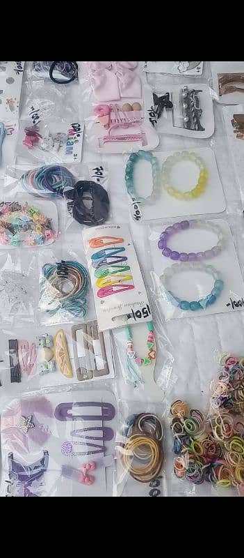 whoever want to buy girls hair clips hair band hair ponie 2