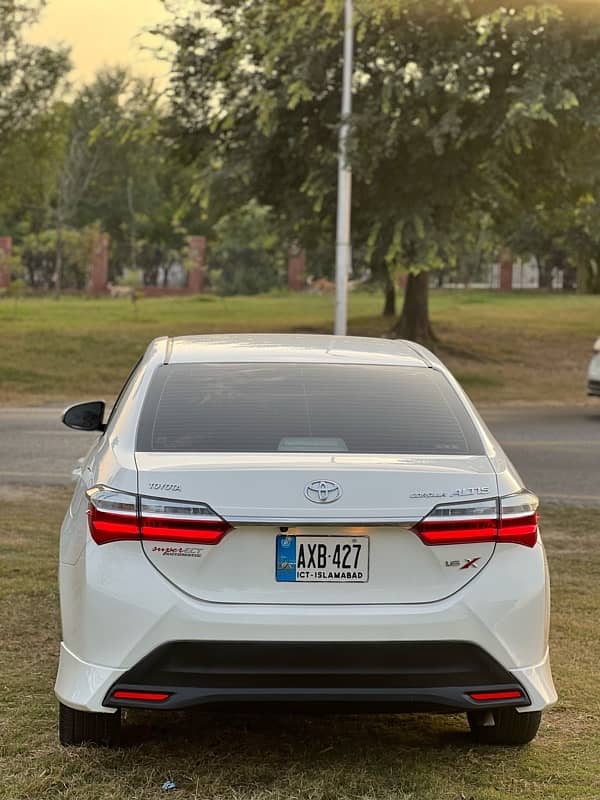 Toyota Corolla Altis 2022 4