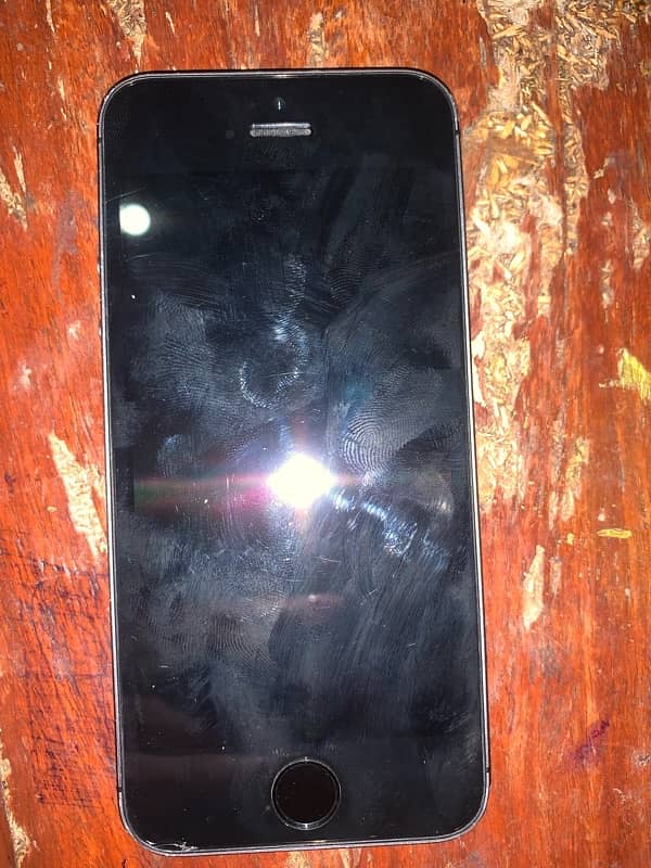 IPHONE 5s 10/9 condition best 1