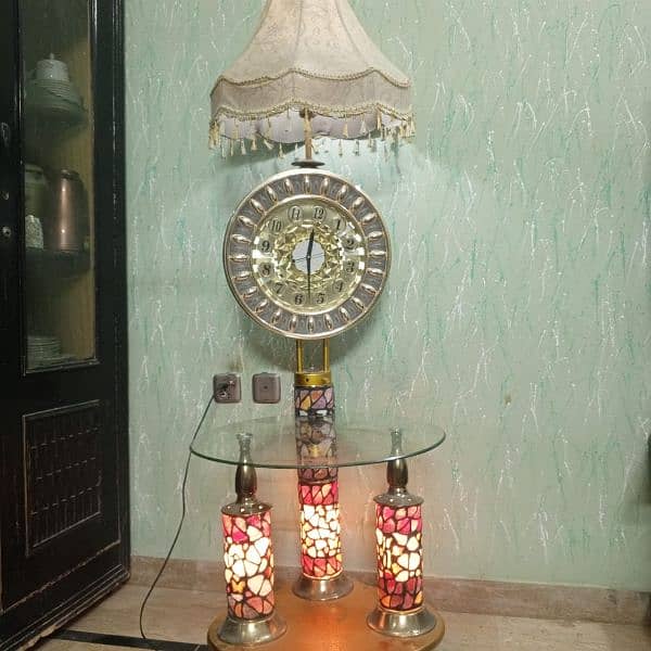 Clock Lamp Table 4