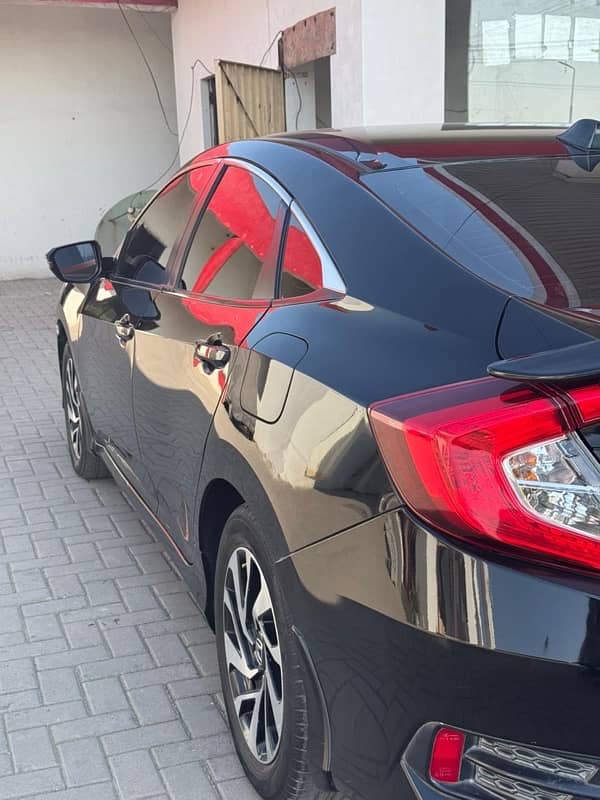 Honda Civic Oriel 2018 1