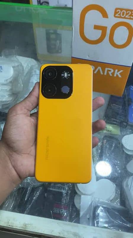 Tecno spark go 4+3- 64 1