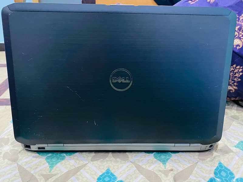 DELL laptop 3