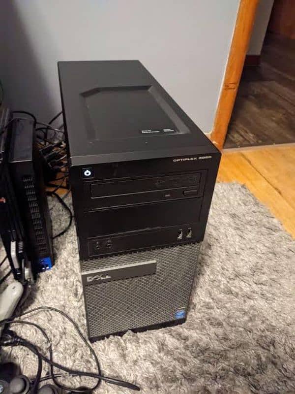 Dell Tower (i3-4th Gen) (8GB/250GB) Wifi PC 0