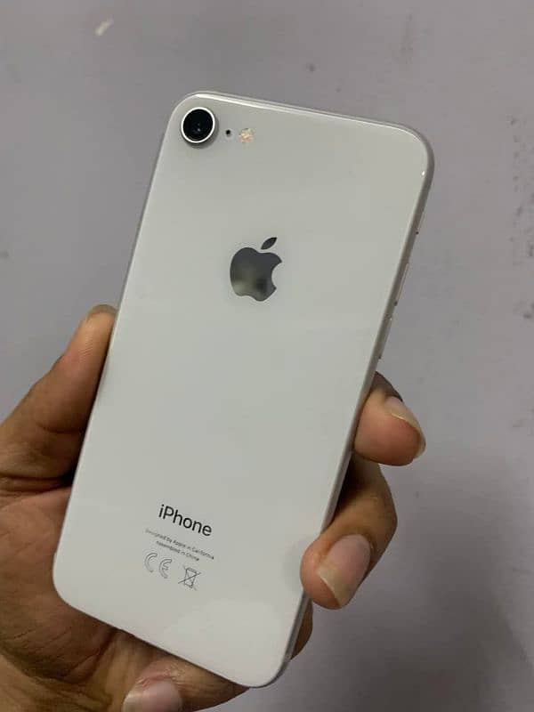 I phone 8 Rs/22500 6