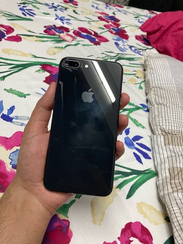 iphone 8 plus 64 gb pta approved 4