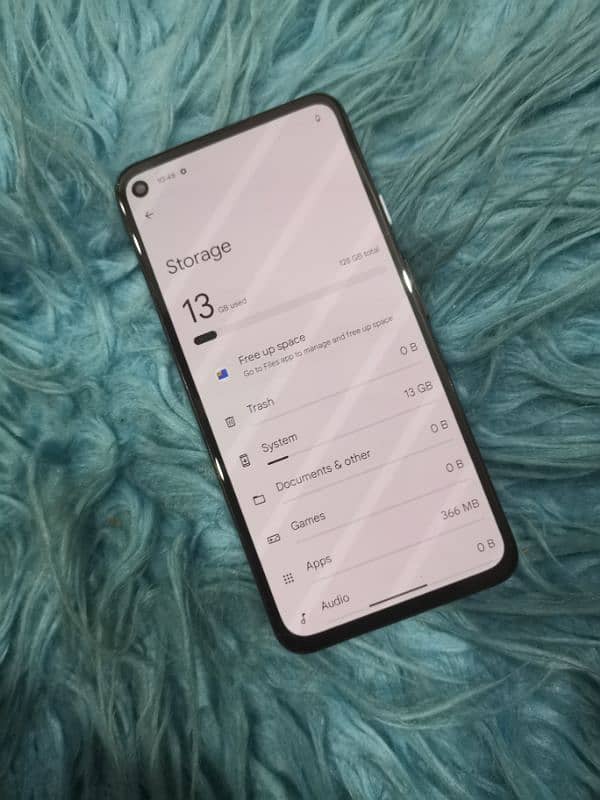 Google pixel 4a 5g in good condition 6gb 128gb Non Pta gaming device 7