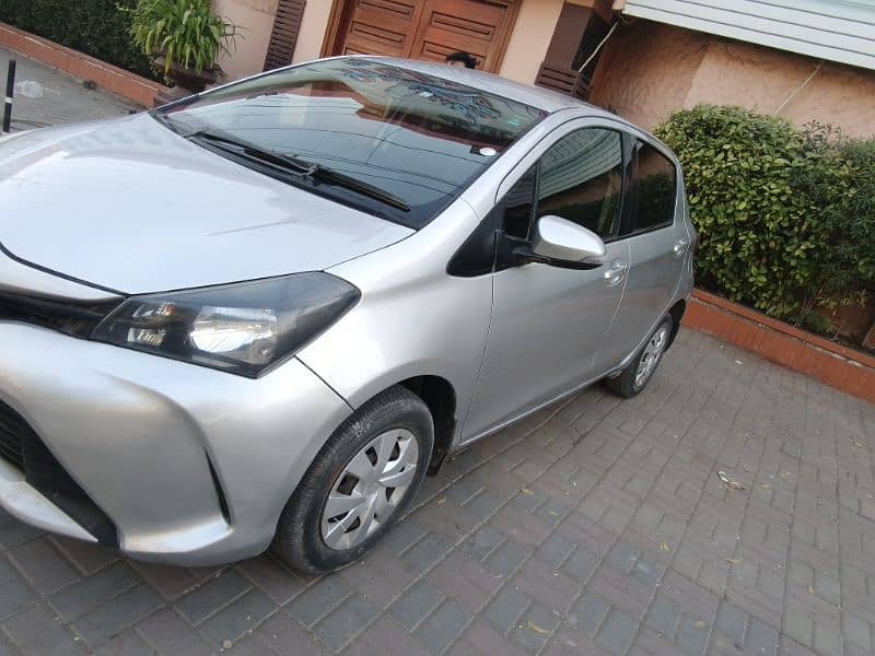 Toyota Vitz 2015 2