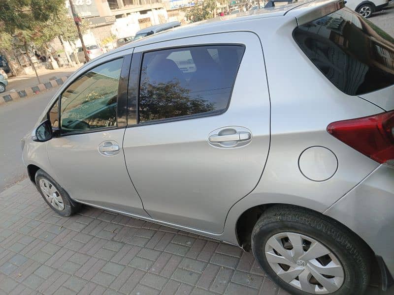 Toyota Vitz 2015 8