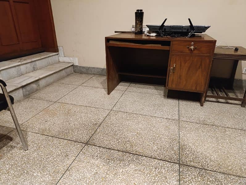 office table in excellent condition. DHA. WhatsApp only 2