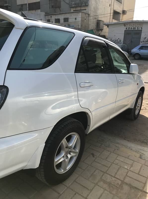 Toyota Harrier 2003 10