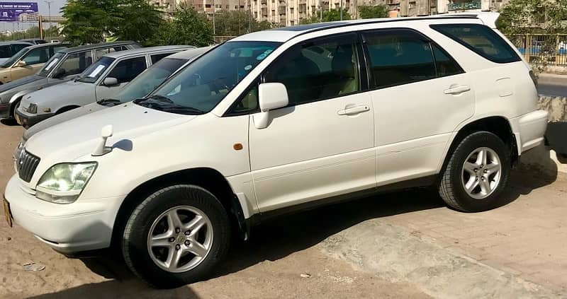 Toyota Harrier 2003 11