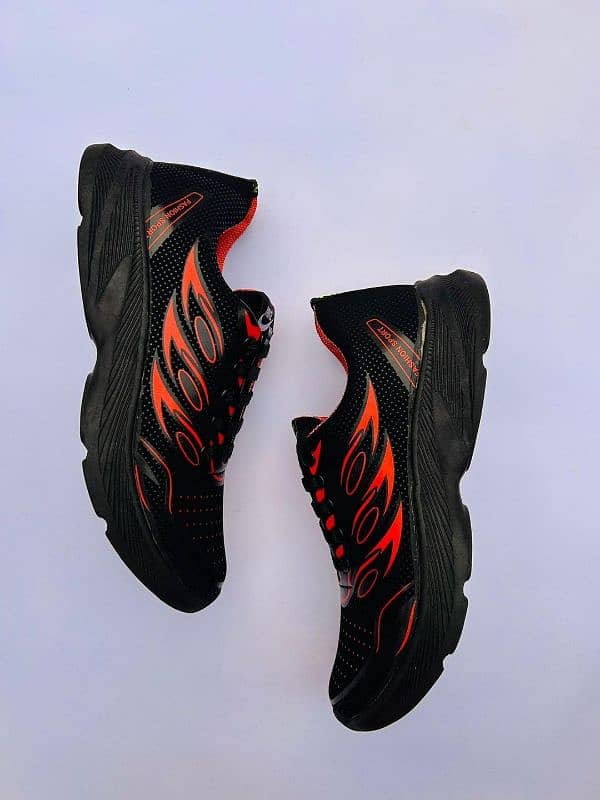 MENS ASTHETIC RUNNING SHOES 2