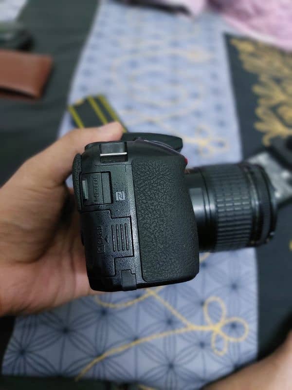 Nikon D5600 (18=55)kit lens. 4