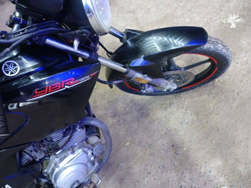 Yamaha ybr 2019 karachi 9