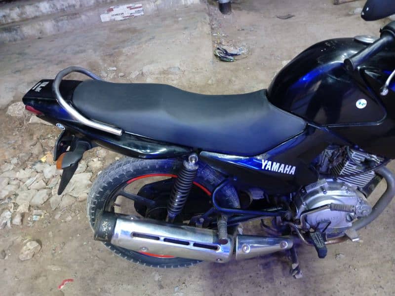 Yamaha ybr 2019 karachi 12