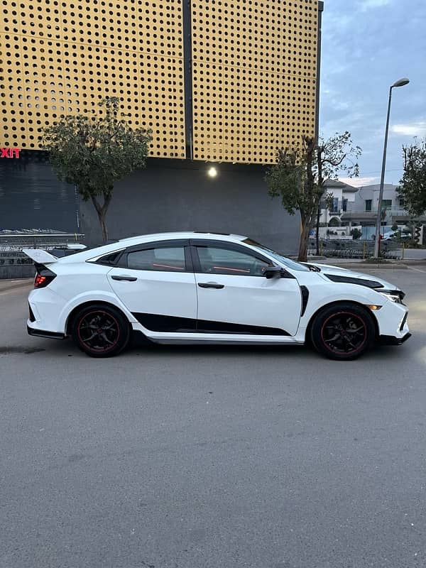 Honda Civic Oriel 2018 modified 3