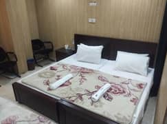 Daily and weekly furnished room for families and companies Detail in description