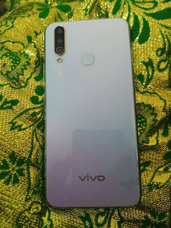 Vivo Y17 2