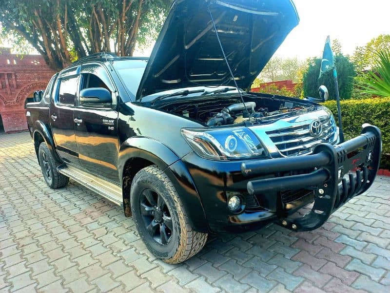 Toyota Hilux 2005 3