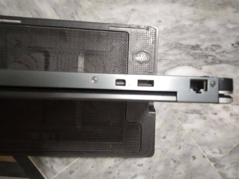 Dell Latitude E7440 8