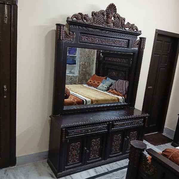 JUMBO SOLID WOODEN BED SET 2