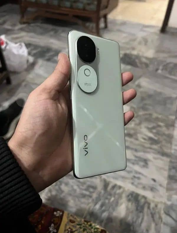 Vivo v40e 5G (Sale or Exchange) 0