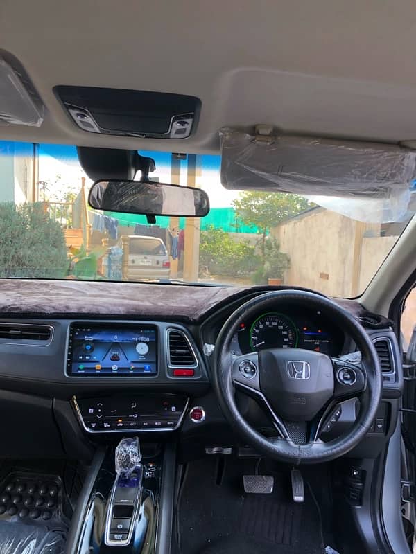 Honda Vezel 2015 11