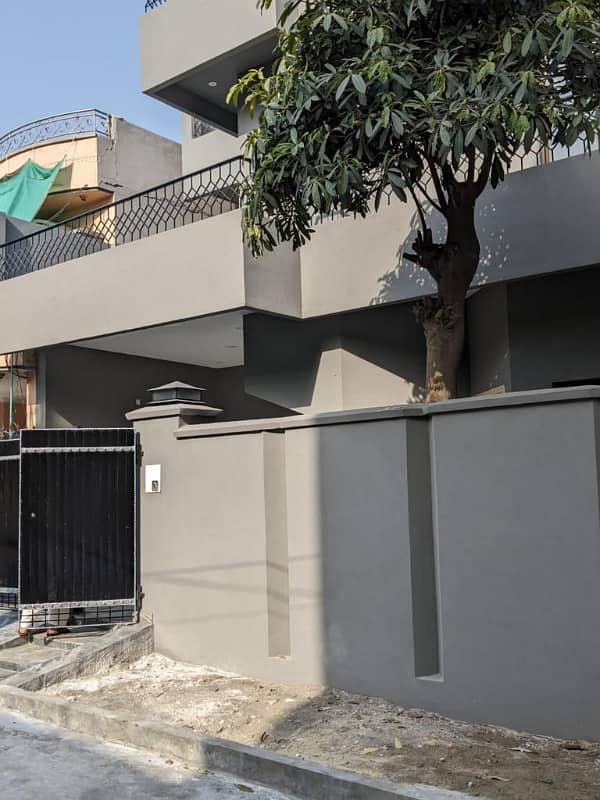 5 Marla House For Sale In Johar Town Phase 2, J Block Prime Location 32